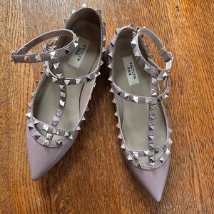 Kaitlyn Pan Pyramid-Stud T-Strap Pointed Flats